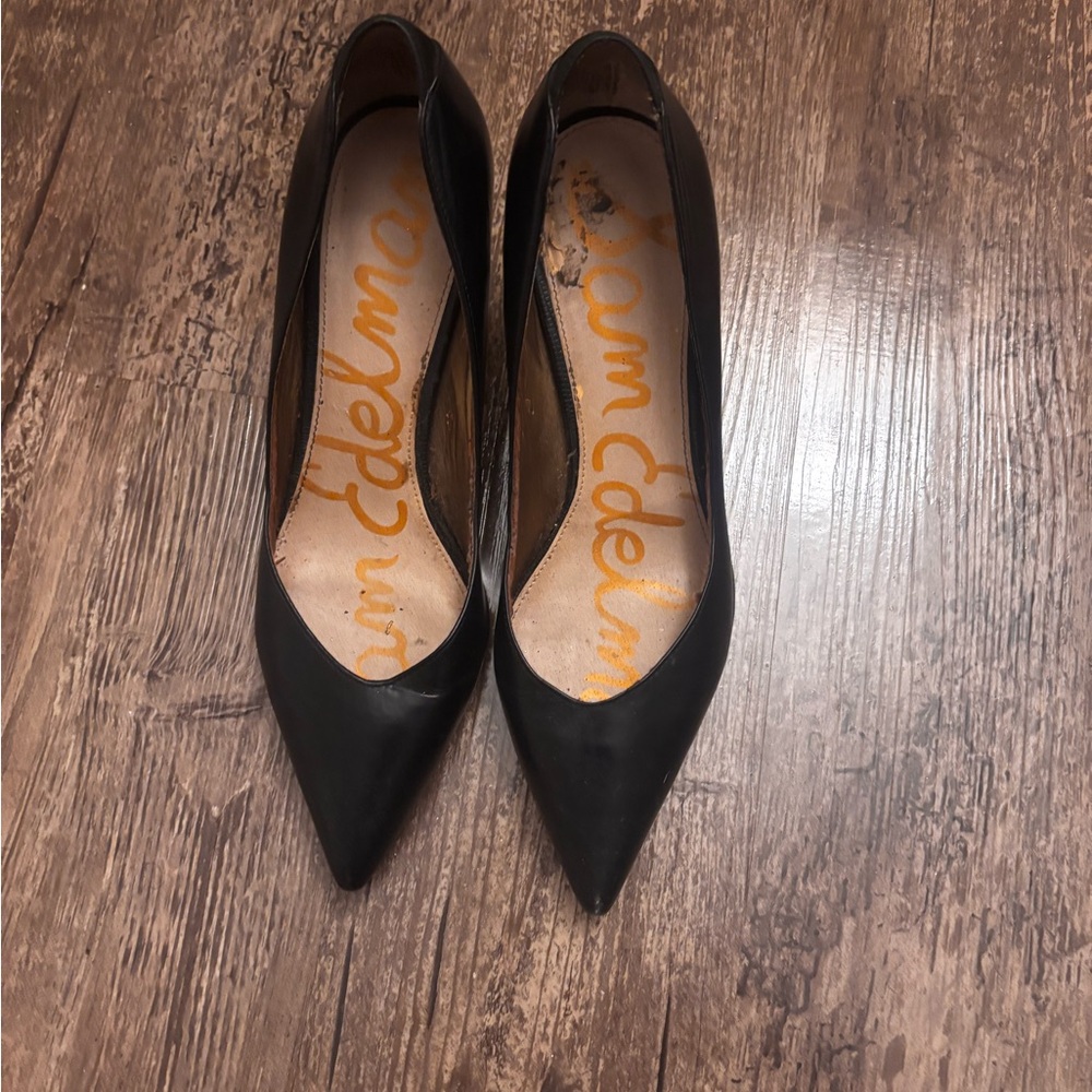 Lovely Sam Edelman Black Leather Pointed Toe Heels